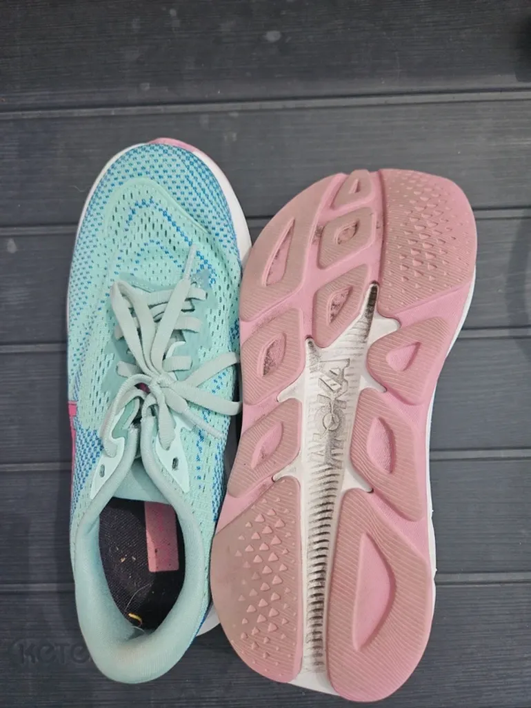 Used Hoka Running Shoes bike — image 2 of 4