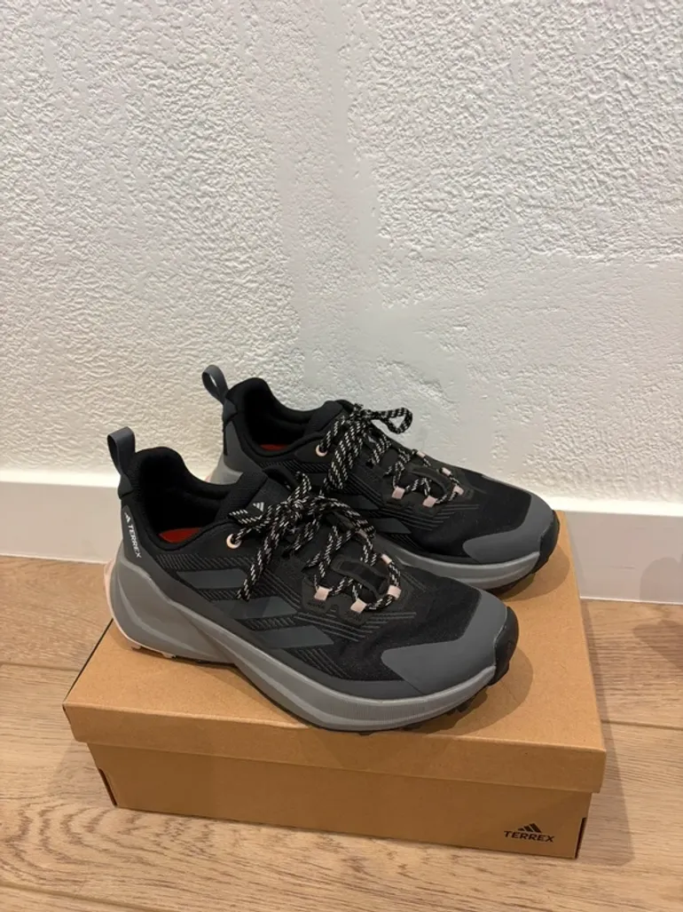 Brugt Adidas Trailmaker 2 W bike — billede 2 af 6