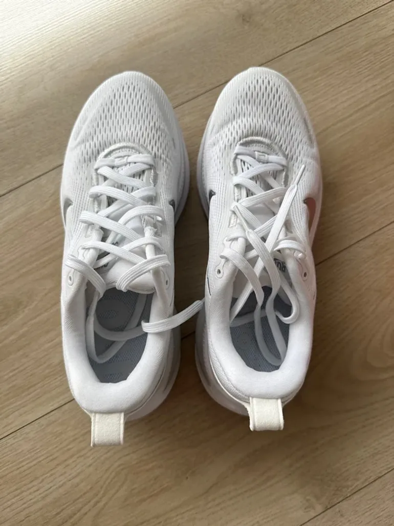 Gebrauchtes Nike Vomero 18 bike — Bild 2 von 5