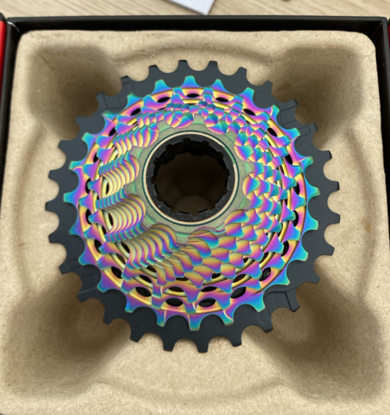 Używany Sram RED AXS XG-1290 Cassette Drivetrain & Pedals