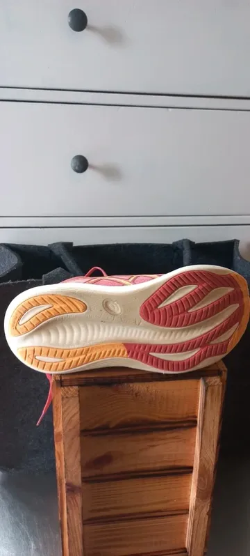 Used Asics Gel Nimbus 27 bike — image 7 of 12