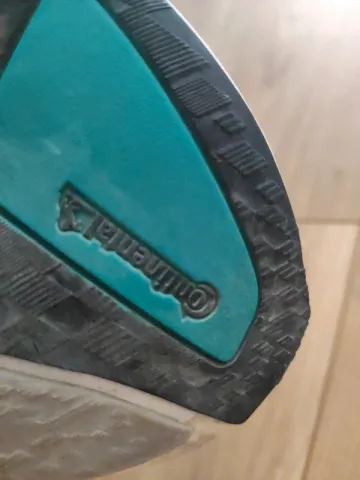 Używany Adidas Adizero Boston 13 bike — zdjęcie 14 z 15