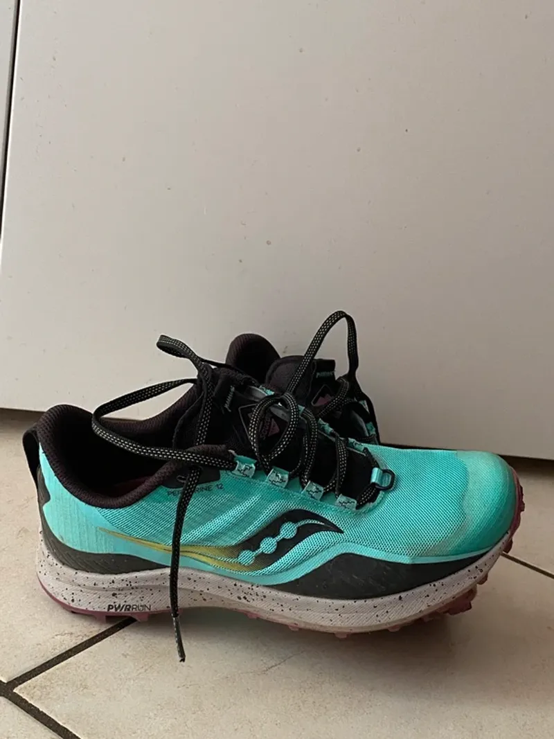 Used Saucony Peregrine 12 Running Shoes