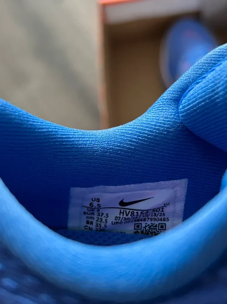 Used Nike Vomero Plus bike — image 9 of 10