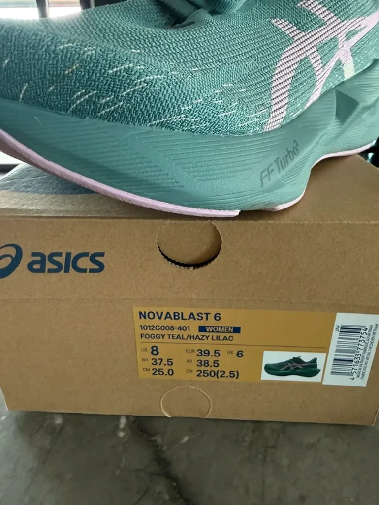 Używany Asics Novablast 6 bike — zdjęcie 3 z 9
