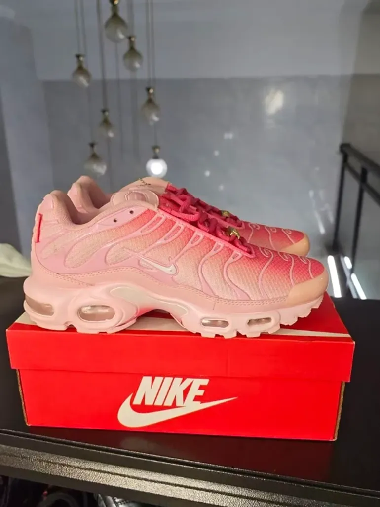 Used Nike Air Max Plus TN bike — image 4 of 4