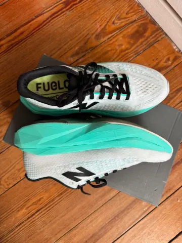 Used New Balance Running Shoes bike — image 3 of 10