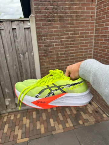 Used Asics Magic Speed 4 bike — image 1 of 4