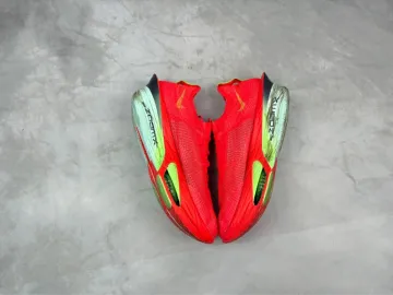Used Nike Air Zoom Alphafly NEXT% 3 bike — image 5 of 14