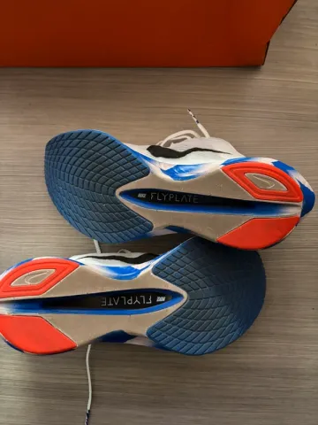 Używany Nike Vaporfly 4 bike — zdjęcie 4 z 6