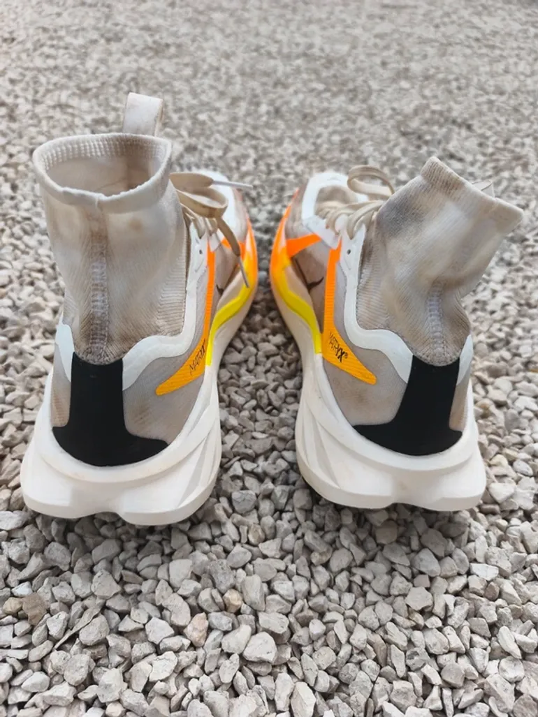 Hoka Tecton X 4 bike usato — immagine 6 di 7