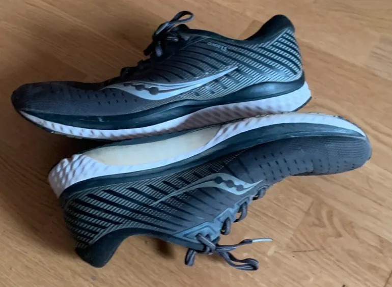 Używany Saucony Guide 13 bike — zdjęcie 2 z 3