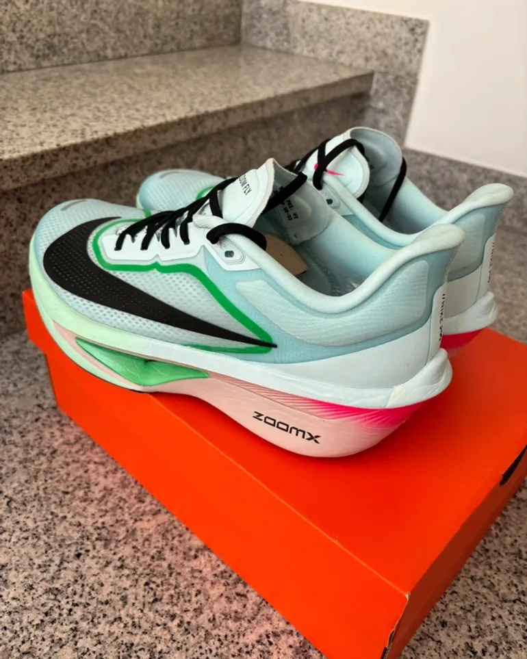 Used Nike Zoom Fly 6 bike — image 6 of 6