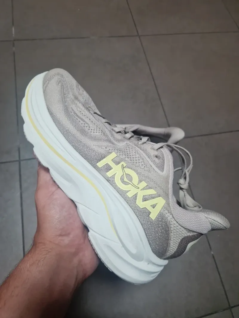Used Hoka Clifton 10 Running Shoes