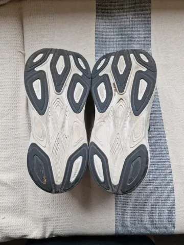 Used New Balance Fresh Foam x More v6 bike — image 6 of 7