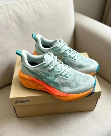 Used Asics Sneakers bike — image 1 of 5