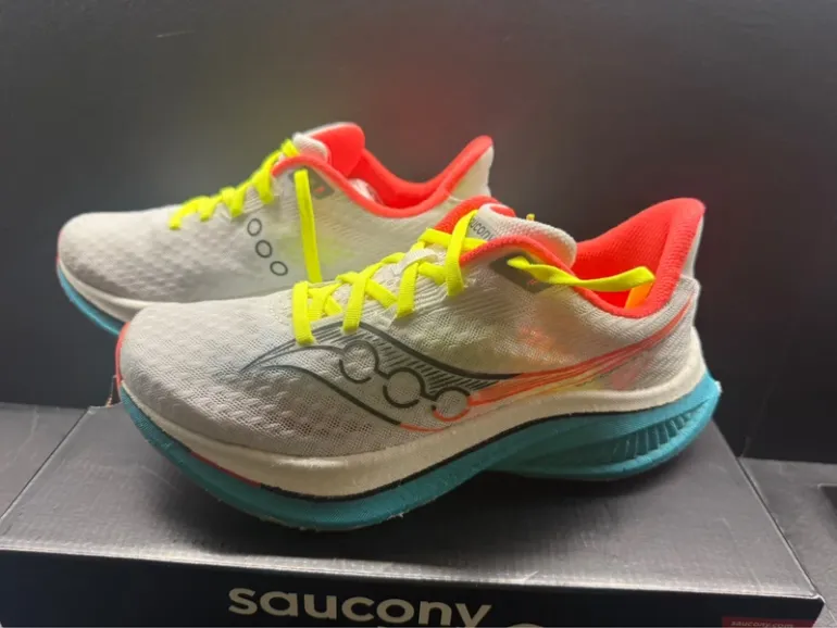 Käytetty Saucony Endorphin Speed 5 bike — kuva 3 / 15