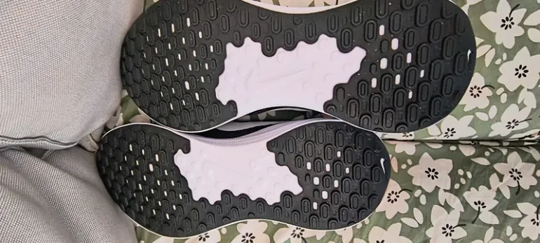Used Nike Revolution 7 bike — image 3 of 8