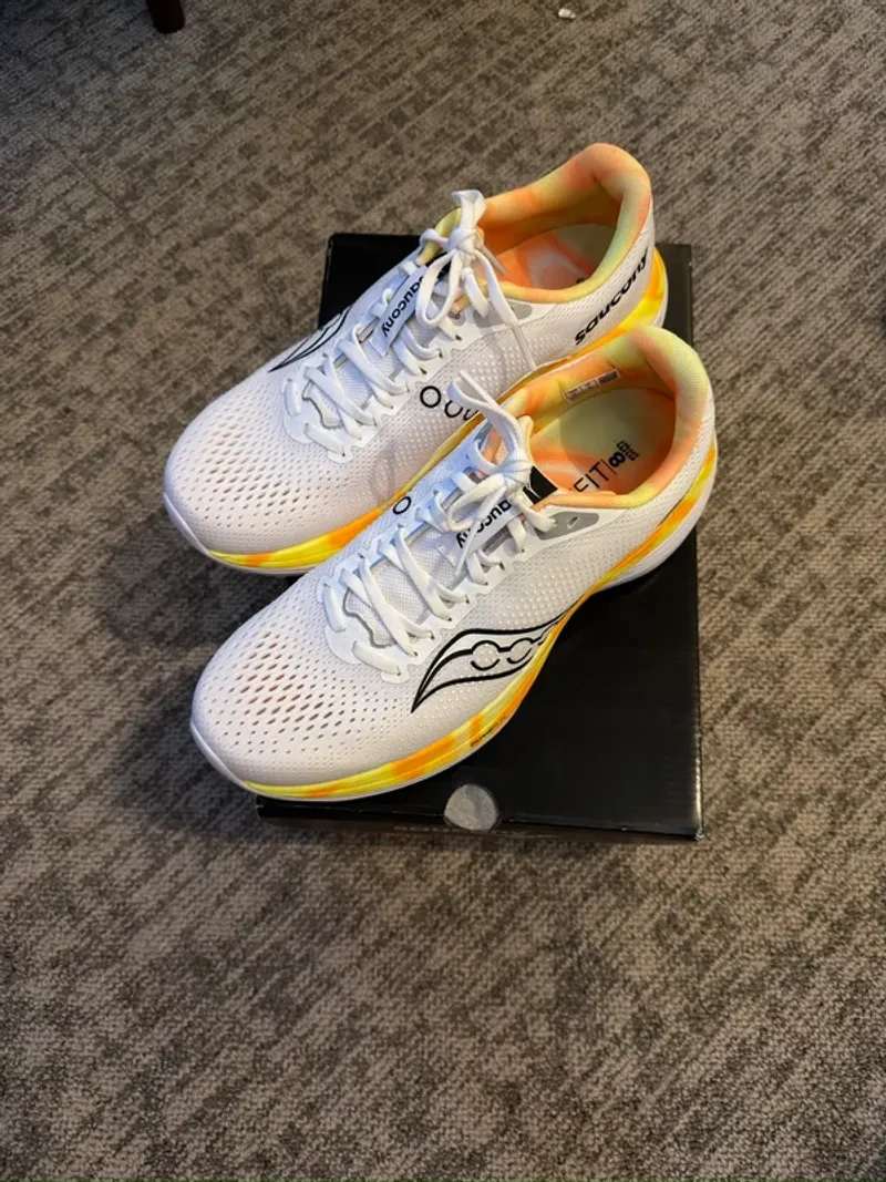 Used Saucony Endorphin Trainer Running Shoes