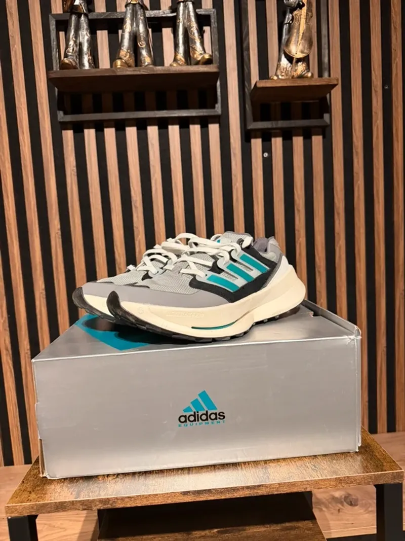 Brugt Adidas Equipment Agravic Running Shoes
