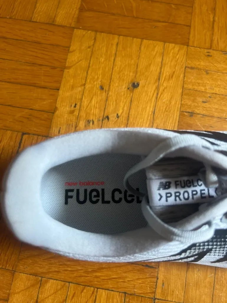 Used New Balance Running Shoes bike — image 6 of 6