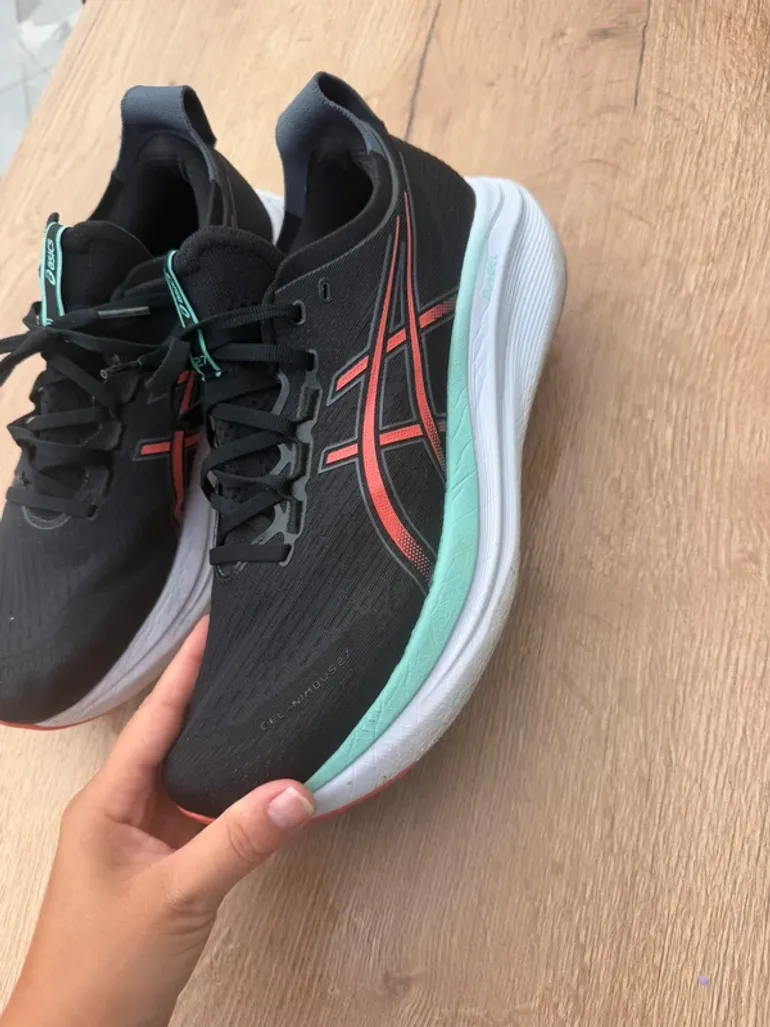 Used Asics Gel Nimbus 27 bike — image 2 of 5