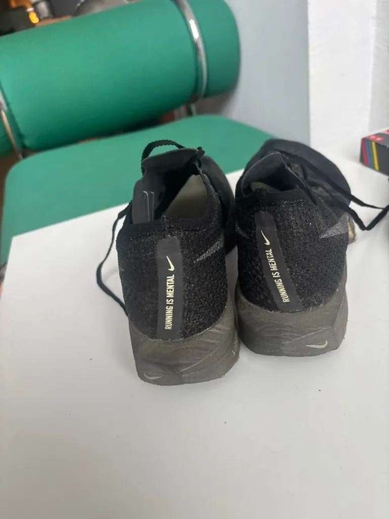 Used Nike Flyknit ZoomRacer bike — image 4 of 6