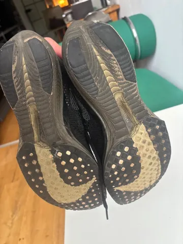 Used Nike Flyknit ZoomRacer bike — image 5 of 6