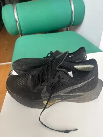 Used Nike Flyknit ZoomRacer bike — image 3 of 6