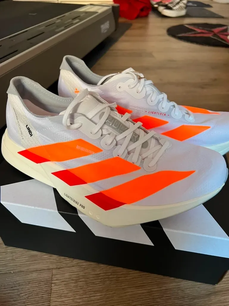 Used Orange Adizero Adios Pro 4 bike — image 2 of 8