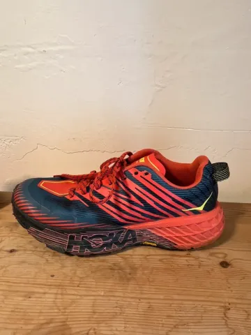 Używany Hoka Speedgoat 4 bike — zdjęcie 7 z 9
