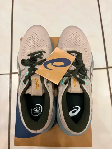 Used Asics Gel Cumulus 28 bike — image 3 of 4