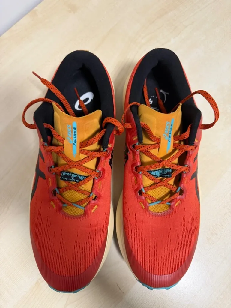 Used Asics Fuji Lite 6 bike — image 3 of 11