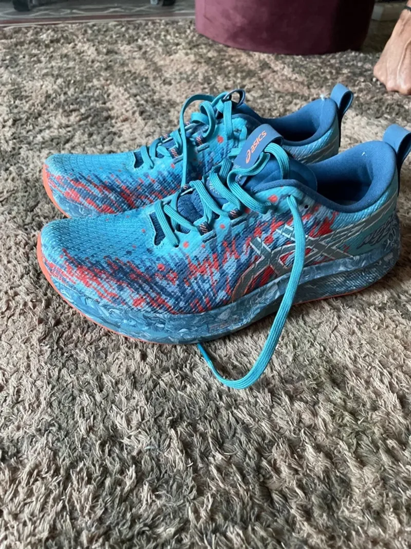 Used Asics Gel Noosa Tri 16 Running Shoes