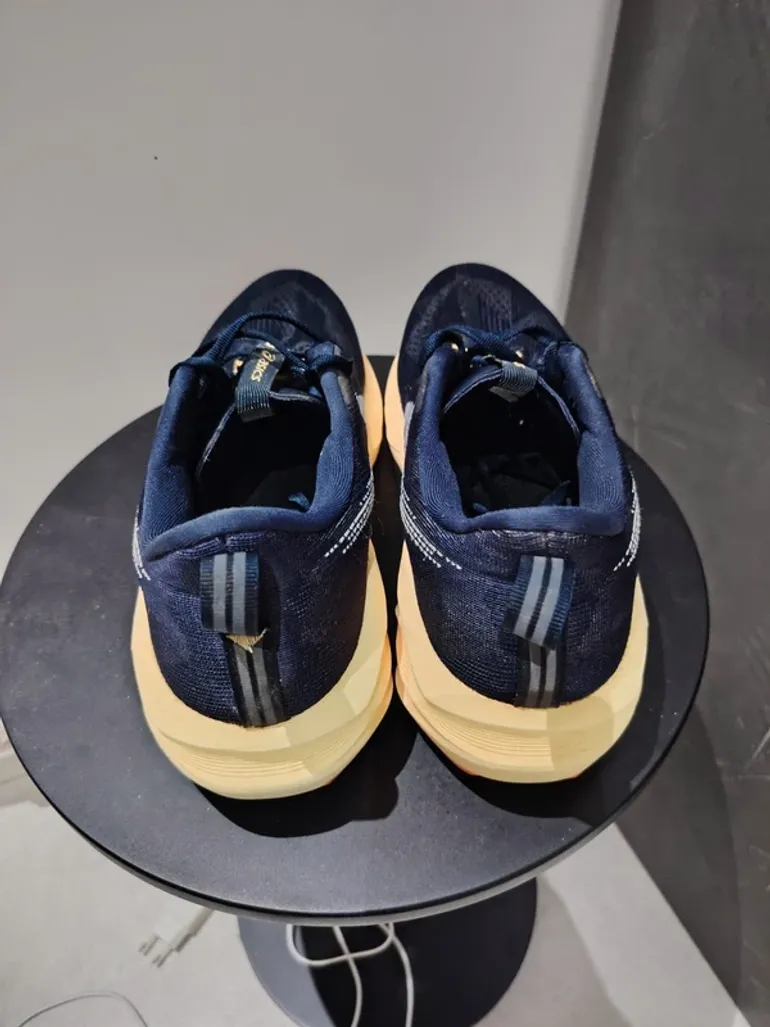 Tweedehands Asics Scarpe da ginnastica bike — afbeelding 10 van 12