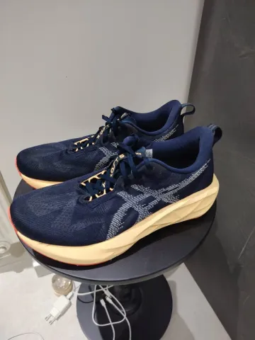 Tweedehands Asics Scarpe da ginnastica bike — afbeelding 1 van 12