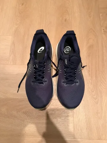 Used Asics GEL-Kayano 33 bike — image 3 of 3