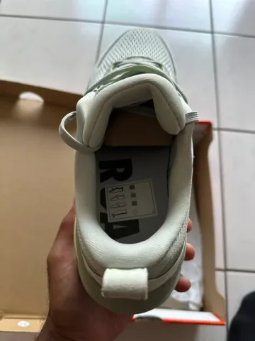 Gebrauchtes Nike Vomero 18 bike — Bild 6 von 8