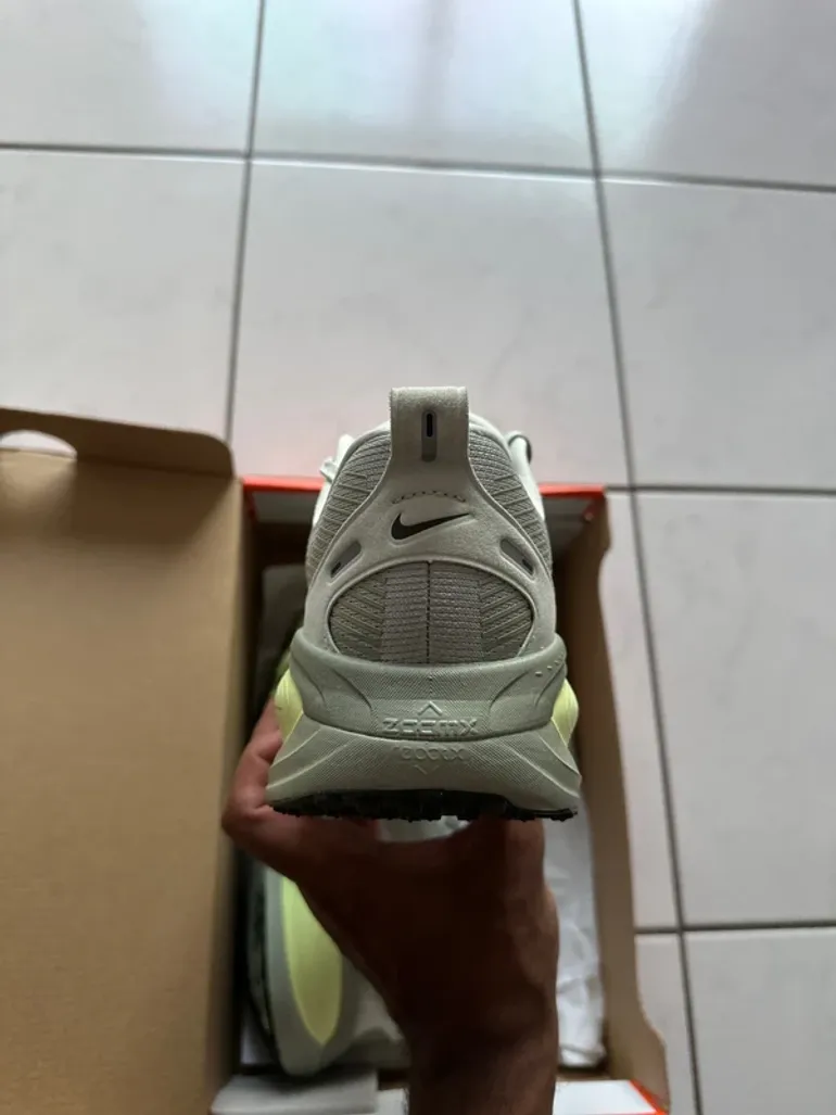 Gebrauchtes Nike Vomero 18 bike — Bild 3 von 8