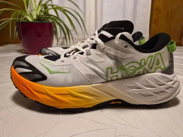 Used Hoka Speedgoat 7 bike — image 1 of 5