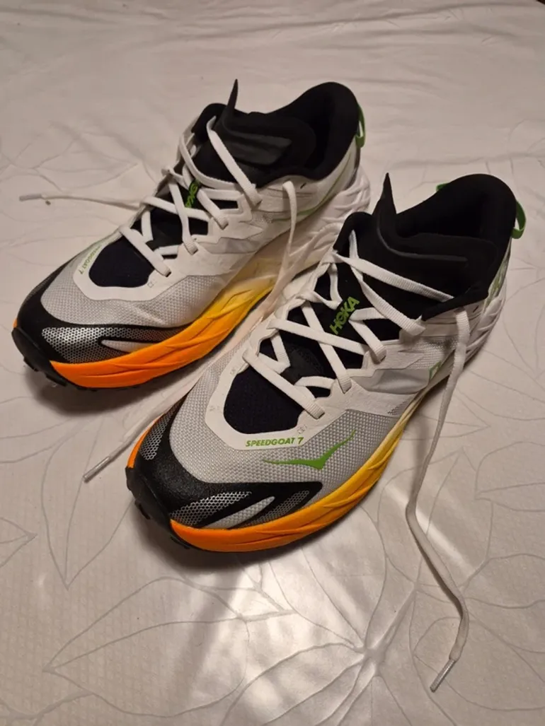 Used Hoka Speedgoat 7 bike — image 2 of 5