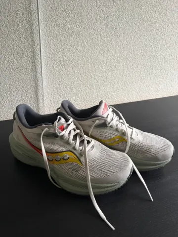 Brugt Saucony Triumph 21 bike — billede 2 af 15