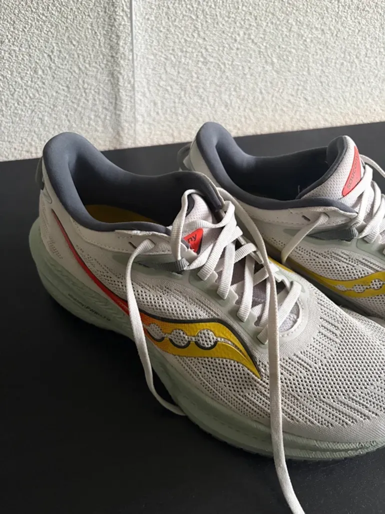 Brugt Saucony Triumph 21 bike — billede 3 af 15