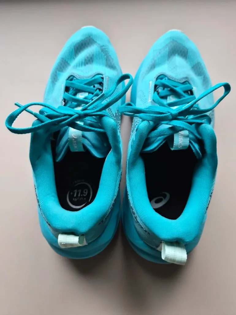 Used Asics Novablast 5 bike — image 8 of 8