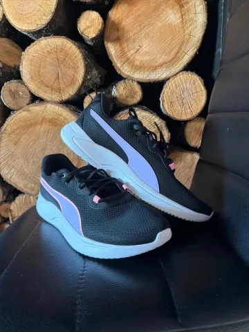 Used Puma Running Shoes bike — image 1 of 7