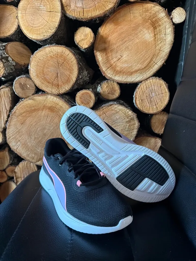 Used Puma Running Shoes bike — image 2 of 7