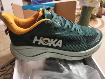 Used Hoka Challenger 8 bike — image 1 of 5