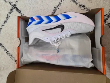 Used Nike Zoom Fly 6 bike — image 10 of 10