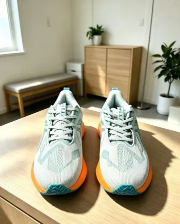 Used Asics Sneakers bike — image 6 of 6