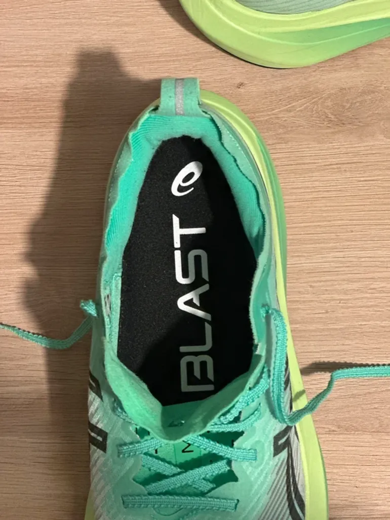 Used Asics MegaBlast bike — image 8 of 9